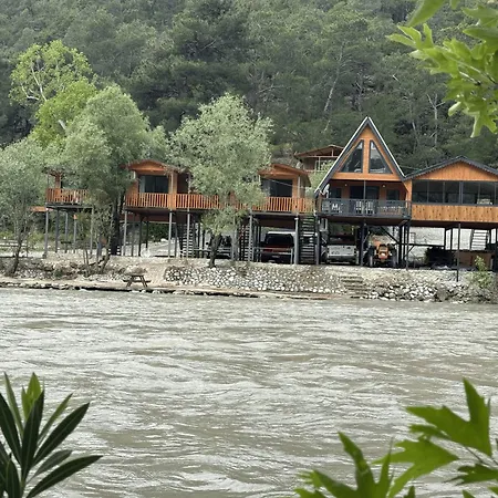 Rio Adventures Rafting Koepruelue Kanyon Отель типа 